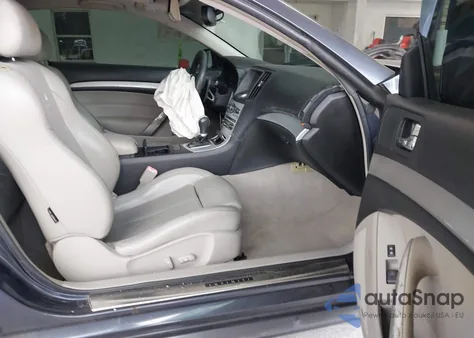 2008 Infiniti G37 Journey z USA, uszkodzony, nr VIN JNKCV64E58M115784